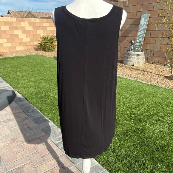 Basic Black Tank - Picture 2 of 4